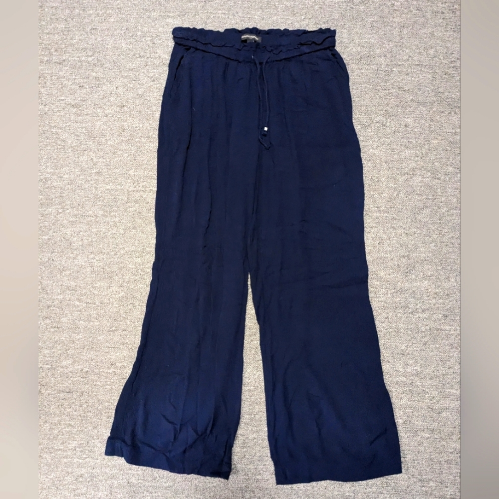 Banana Republic Navy wide leg pant